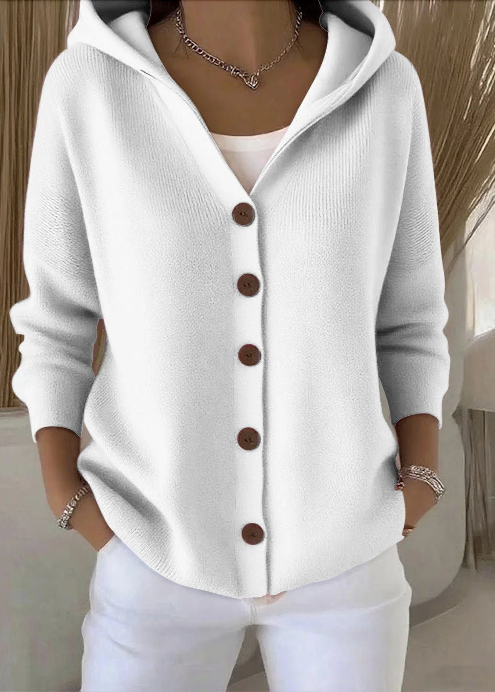Lindholm™ - Elegant Cardigan